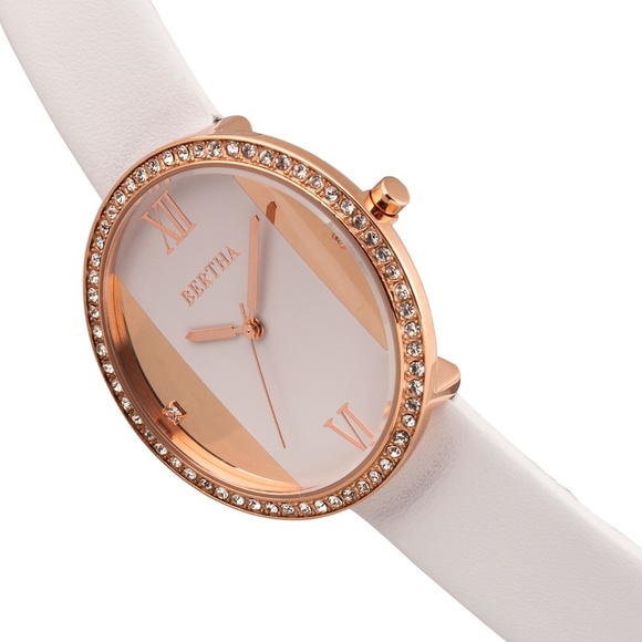 Women\'s White Leather Band Watch